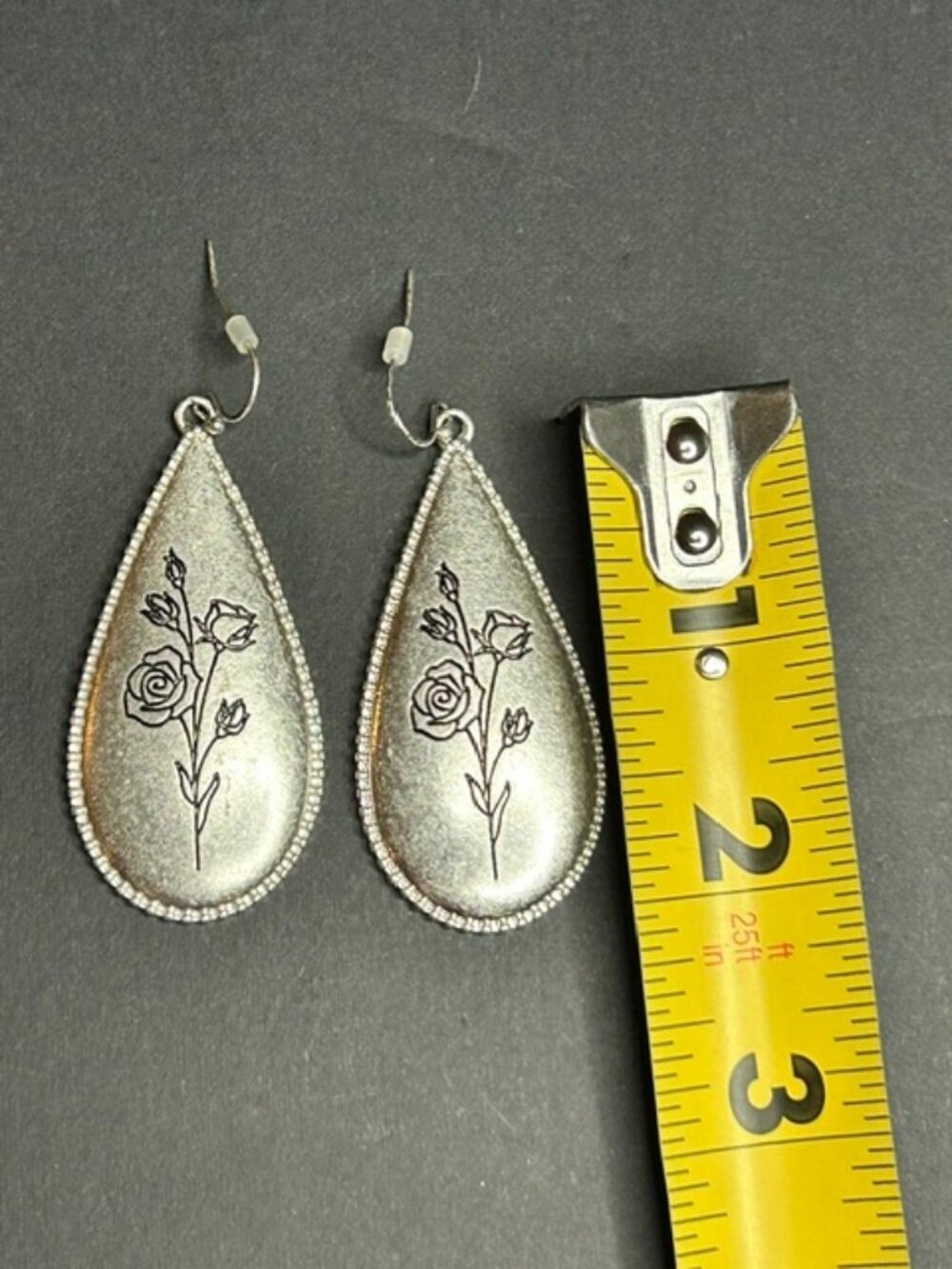 NWOT Silvertone Teardrop Flower Earrings - 2"